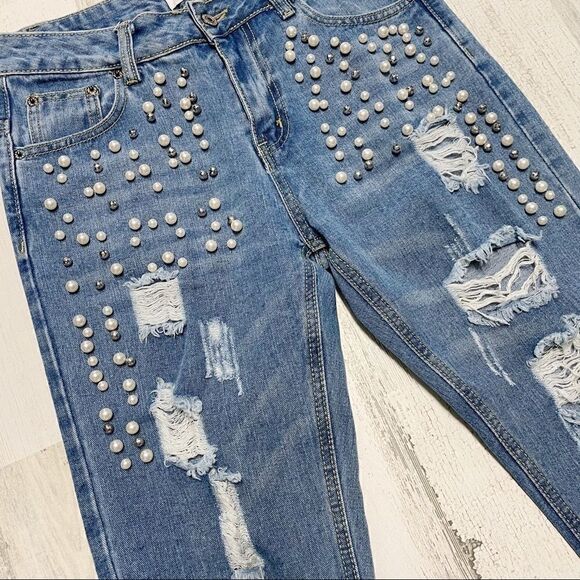 Midnight Muse Pearl Embellished Distressed Jean - Picture 2 of 7